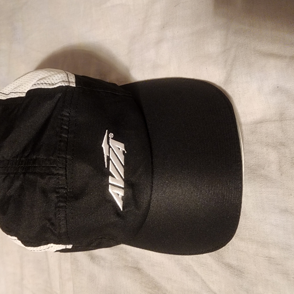 Avia Black and White Cap